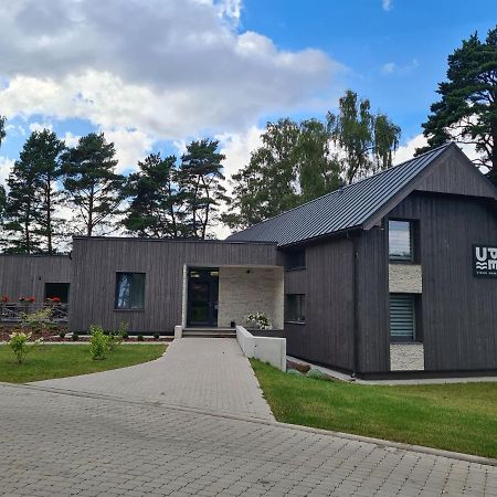 Viesu Nams Upe Hotel Roja Kültér fotó