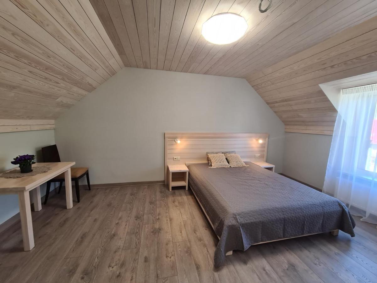 Viesu Nams Upe Hotel Roja Kültér fotó