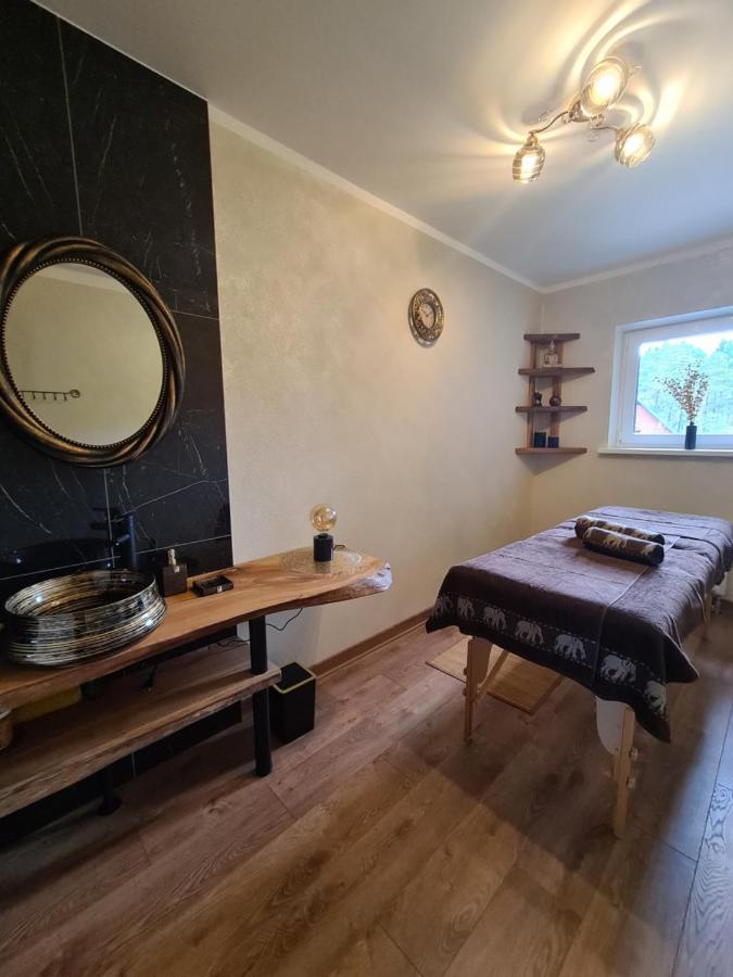 Viesu Nams Upe Hotel Roja Kültér fotó