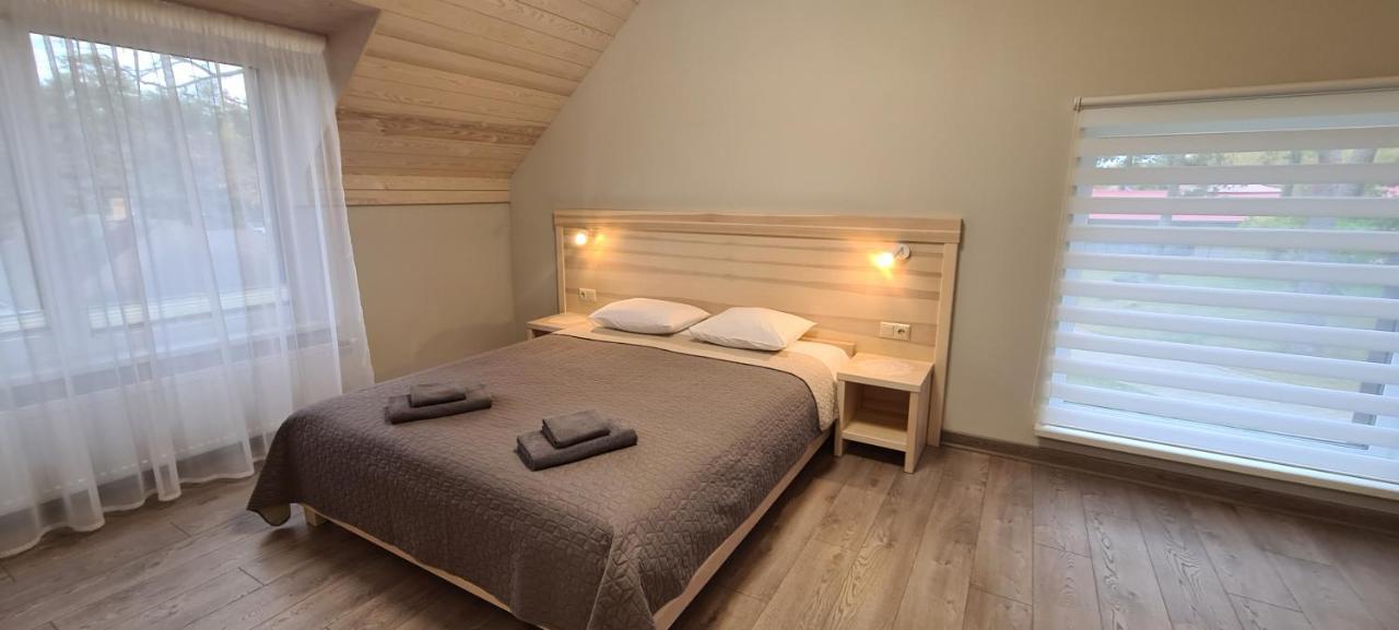 Viesu Nams Upe Hotel Roja Kültér fotó